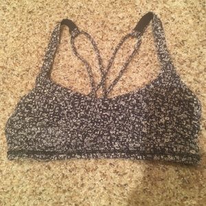 Lululemon Free to Be Bra